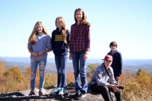 Oak Meadow students together on top of mountain